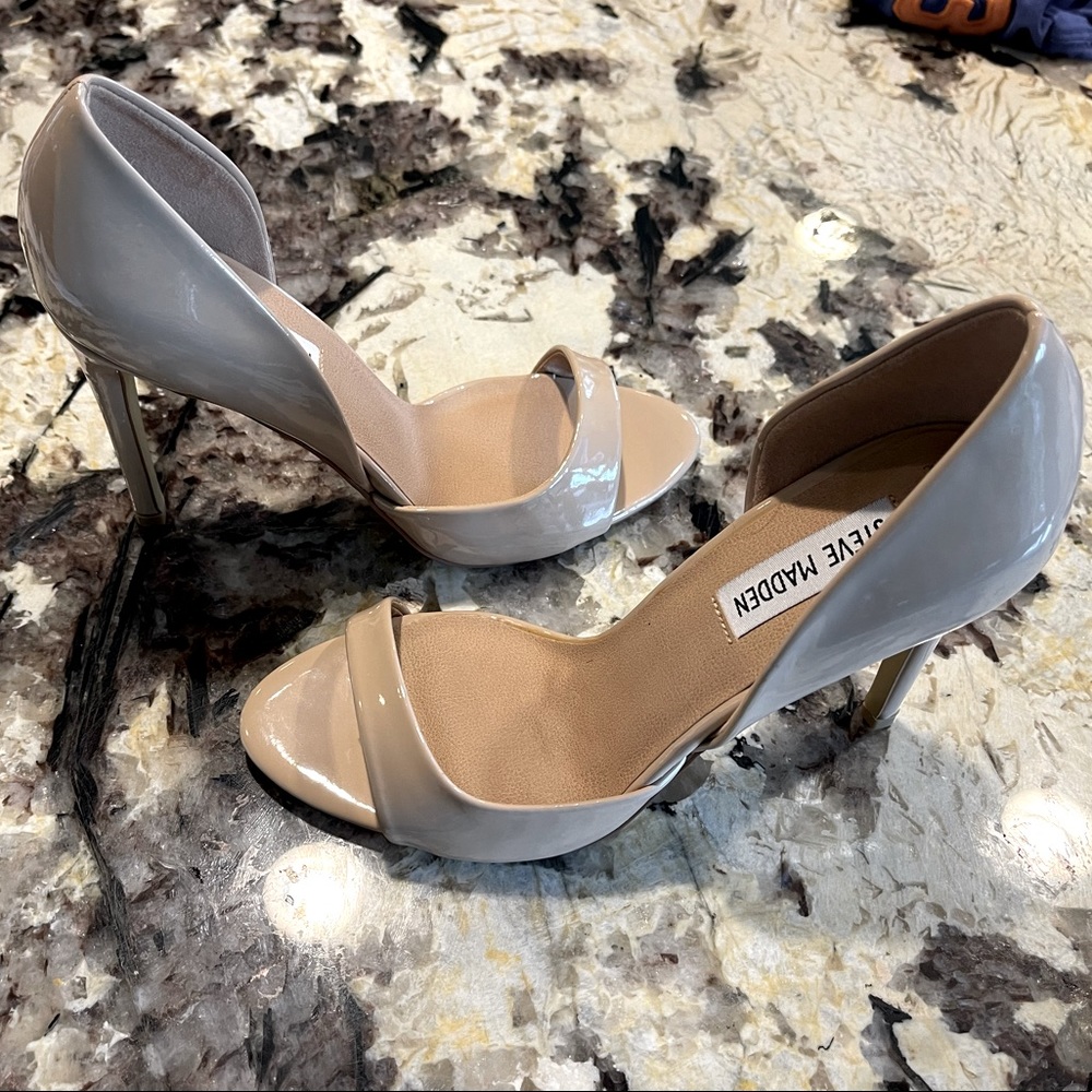 Steve Madden Patent Leather Nude Heels Size 8